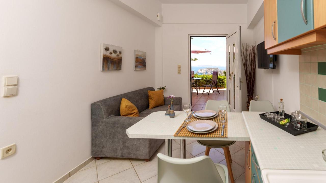 Fnk Apartments With Sea View Agia Pelagia  Esterno foto
