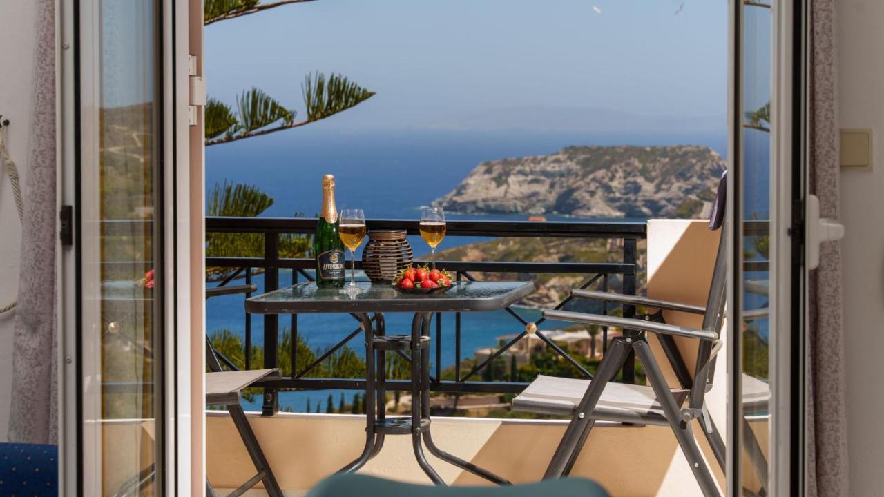 Fnk Apartments With Sea View Agia Pelagia  Esterno foto
